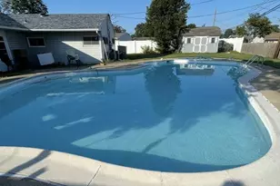 442 Lakeside Dr, Levittown, PA 19054 - Photo 21