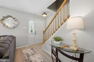 208 Monarch Ct, Warwick, PA 18974 - Photo 3