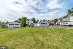 910 Vine St, Perkasie, PA 18944 - Photo 55