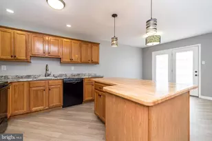 910 Vine St, Perkasie, PA 18944 - Photo 9