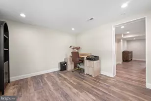 972 Log College Dr, Warminster, PA 18974 - Photo 25