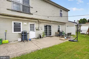 2928 Windsor Dr, Bensalem, PA 19020 - Photo 25