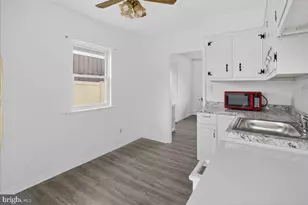 2928 Windsor Dr, Bensalem, PA 19020 - Photo 13