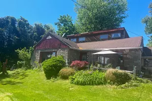1312 Frosty Hollow Rd, Levittown, PA 19056 - Photo 3