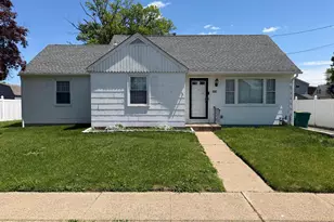 132 Hillcrest Ave, Croydon, PA 19021 - Photo 1