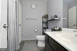 170 Graystone Dr, Feasterville-Trevose, PA 19053 - Photo 19