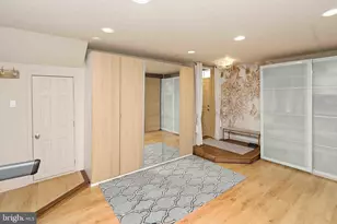 170 Graystone Dr, Feasterville-Trevose, PA 19053 - Photo 3