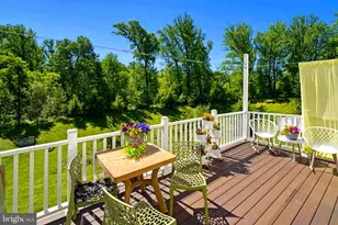 170 Graystone Dr, Feasterville-Trevose, PA 19053 - Photo 25