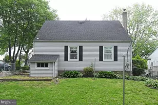 1604 N Meadowbrook Rd, Feasterville-Trevose, PA 19053 - Photo 47