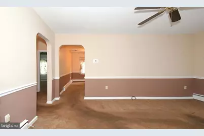 1604 N Meadowbrook Road, Feasterville-Trevose, PA 19053 - Photo 5