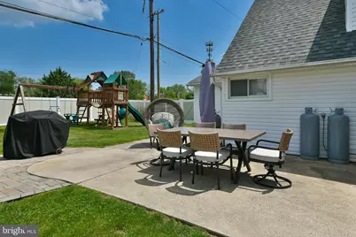2 Jollybrook Road, Levittown, PA 19056 - Photo 35