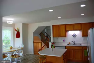 721 Waterway Ct, Quakertown, PA 18951 - Photo 15