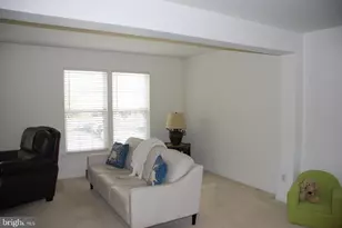 721 Waterway Ct, Quakertown, PA 18951 - Photo 11