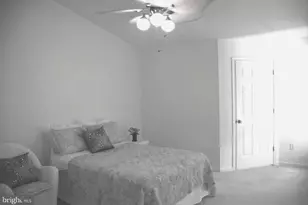721 Waterway Ct, Quakertown, PA 18951 - Photo 25
