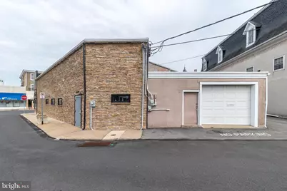 220 W Broad Street, Quakertown, PA 18951 - Photo 27