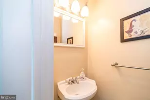 207 Hickory Dr, Quakertown, PA 18951 - Photo 7