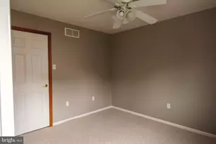 405 Waldon Rd, Langhorne, PA 19047 - Photo 35