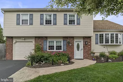 1064 Lincoln, Warrington, PA 18976 - Photo 3