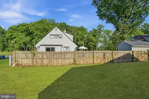 22 Peppermint Rd, Levittown, PA 19056 - Photo 41