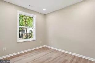22 Peppermint Rd, Levittown, PA 19056 - Photo 23
