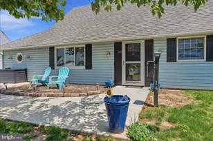 14 Hemlock Rd, Levittown, PA 19056 - Photo 27