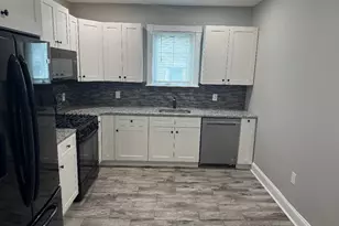 130 N Pennsylvania Ave N, Morrisville, PA 19067 - Photo 3
