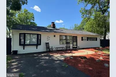 127 Oaktree Drive, Levittown, PA 19055 - Photo 1