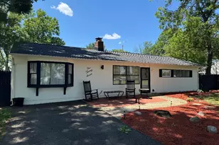 127 Oaktree Dr, Levittown, PA 19055 - Photo 1