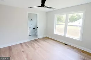 423 Hemlock Ave, Bensalem, PA 19020 - Photo 33