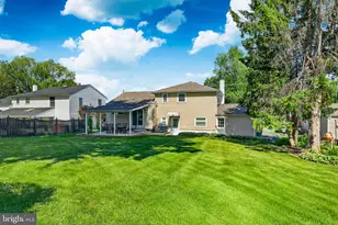 325 Acorn Dr, Warminster, PA 18974 - Photo 41