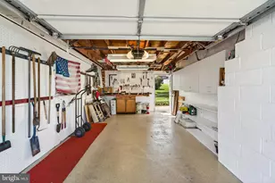 325 Acorn Dr, Warminster, PA 18974 - Photo 37