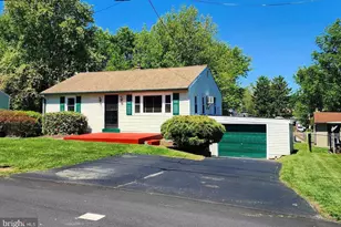 536 Harding Ave, Feasterville-Trevose, PA 19053 - Photo 3