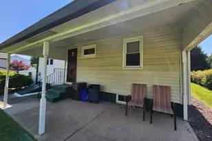 536 Harding Ave, Feasterville-Trevose, PA 19053 - Photo 5