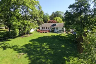 800 Bluebell Rd, Warminster, PA 18974 - Photo 29