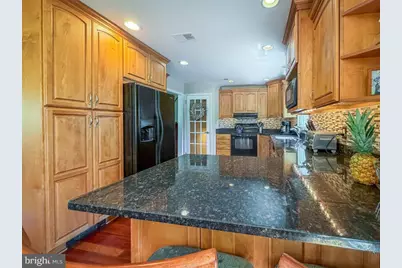 925 Big Oak Road, Yardley, PA 19067 - Photo 19