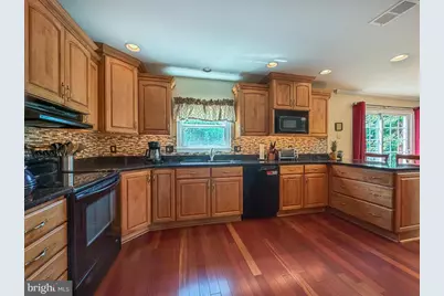 925 Big Oak Road, Yardley, PA 19067 - Photo 17