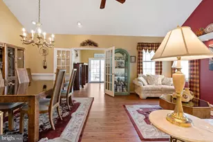 20 Black Eyed Susan Rd, Langhorne, PA 19047 - Photo 9
