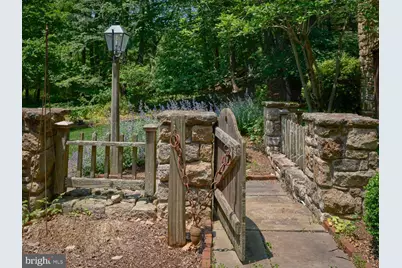 5960 Honey Hollow Road, Doylestown, PA 18902 - Photo 5
