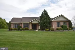 1084 Old School Rd, Quakertown, PA 18951 - Photo 3