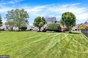 4829 Green Heather Ct, Doylestown, PA 18902 - Photo 15
