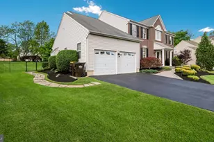 306 Crimson Ct, Warrington, PA 18976 - Photo 5