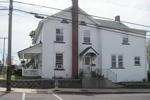 327 N 5th St, Perkasie, PA 18944 - Photo 3