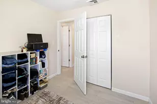 24 Garden Ln, Levittown, PA 19055 - Photo 29