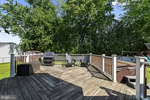 1011 Red Barn Rd, Warminster, PA 18974 - Photo 35