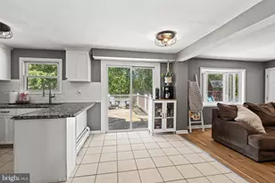 1011 Red Barn Rd, Warminster, PA 18974 - Photo 17