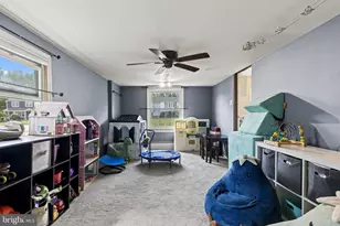 1011 Red Barn Rd, Warminster, PA 18974 - Photo 7