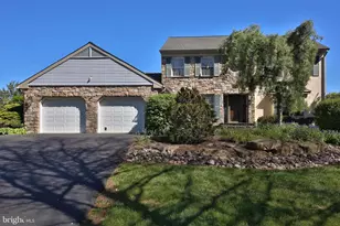 33 Harvest Ln, Perkasie, PA 18944 - Photo 3
