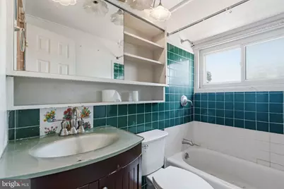 21 Iris Road, Levittown, PA 19057 - Photo 25