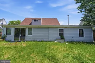 21 Iris Rd, Levittown, PA 19057 - Photo 29