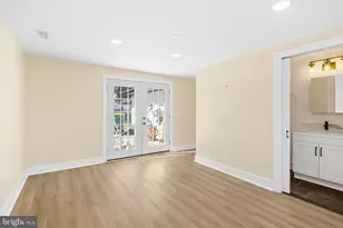 818 Chesterton Rd, Fairless Hills, PA 19030 - Photo 11